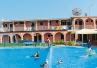 Spiros No1 Apartments Summer Holidays